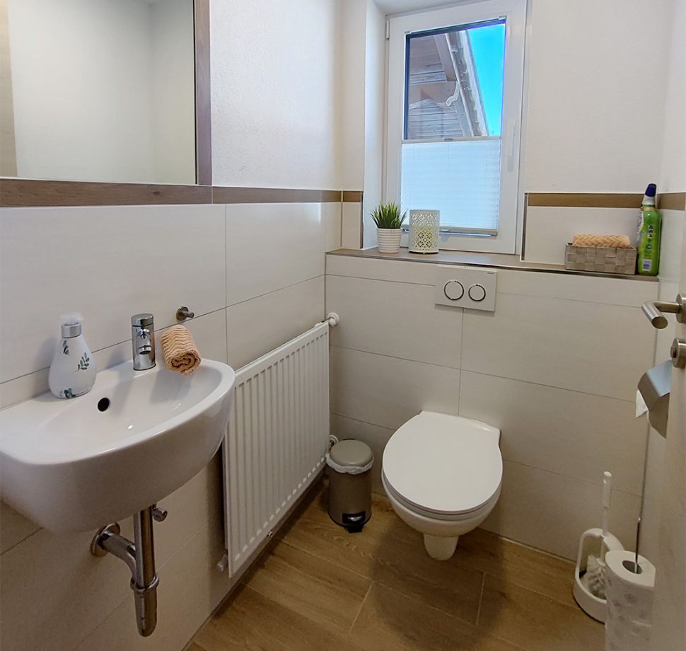 separates WC in der Ferienwohnung Bergblick